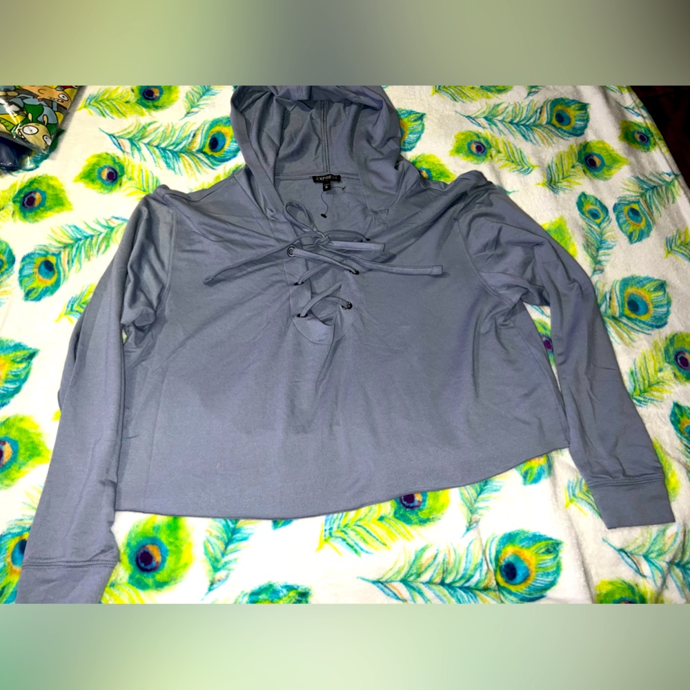 Express long sleeve crop top‎ NWOT